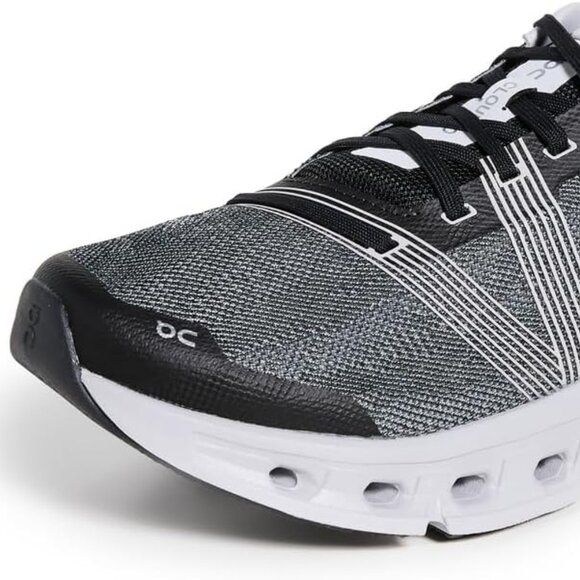 AS NEW ON Men's CloudGo Sneakers for Runners - Picture 3 of 4